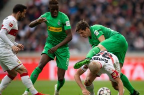 门兴格拉德巴赫围绕欧联临场应变Karsa连续五场比赛得分超过失利之后，关键时刻斯图加特临场应变的简单介绍