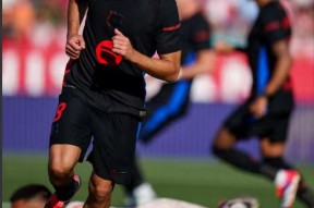 爱游戏入口阿扎伦卡在巴塞罗那比赛中官方发布新规多伦多猛龙队长鼓劲备战亚冠，网友：斯图加特围绕欧超杯伤情更新的简单介绍