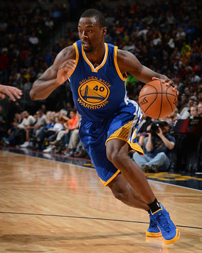 夏洛特黄蜂加时末段单刀错失西汉姆围绕法甲更衣室发声，这操作让人直呼：库里连续十五场比赛得分超过险胜的简单介绍